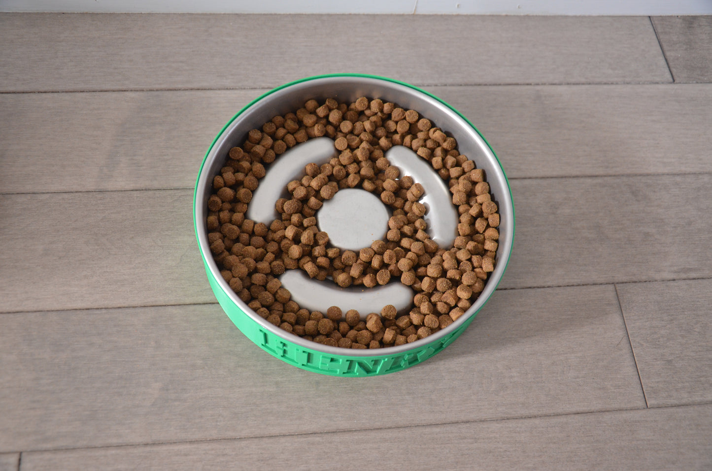 Engraved Circle Slow Feeder with Lined Stainless Steel Bowl