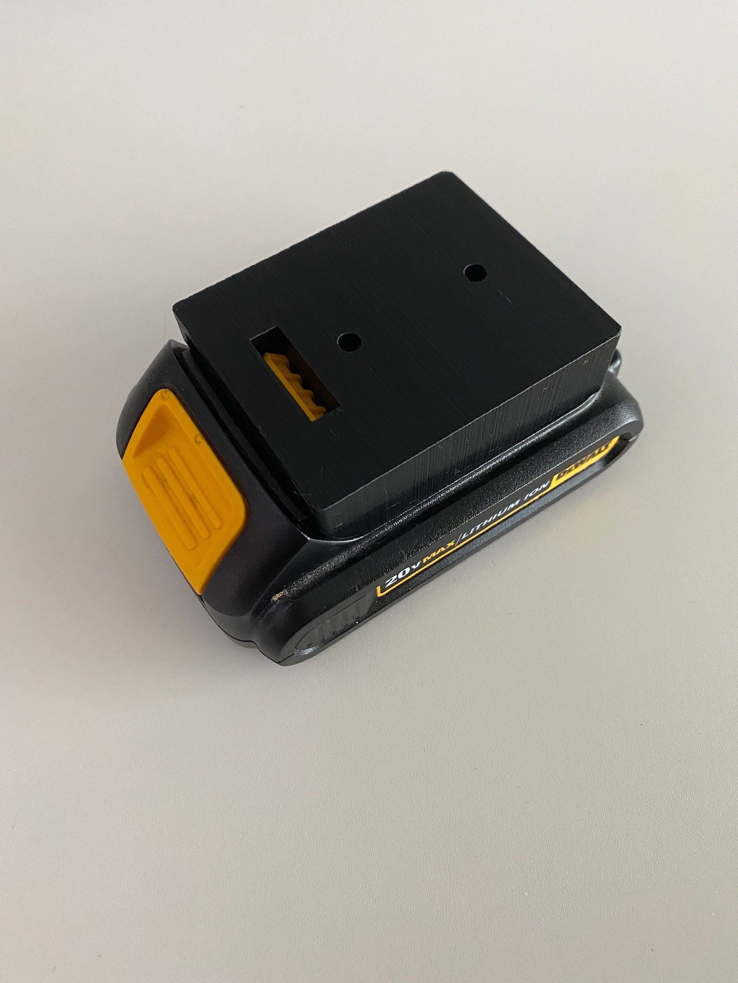 DeWalt 20V Battery Mount